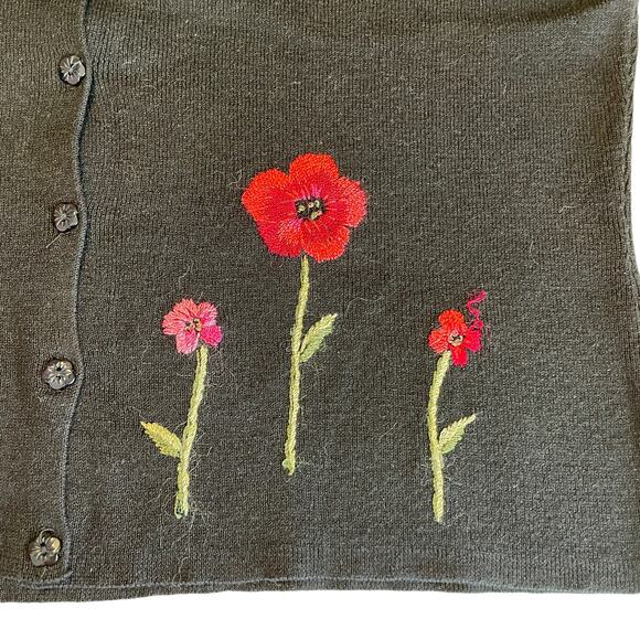 R&K Originals Black Knit Red Floral Embroidered Short Sleeve Cardigan 14 - Picture 6 of 9